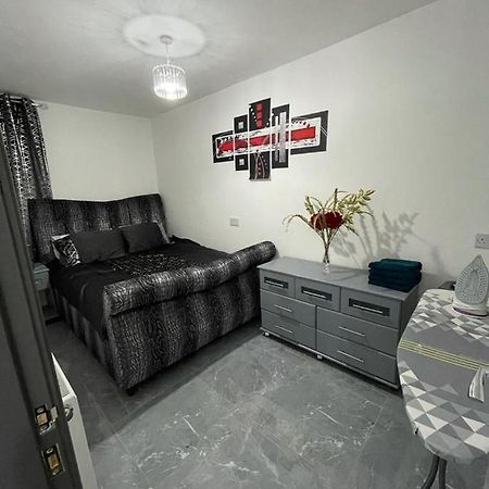 3 Bedroom Whalley Aparthotel Burnley Ngoại thất bức ảnh